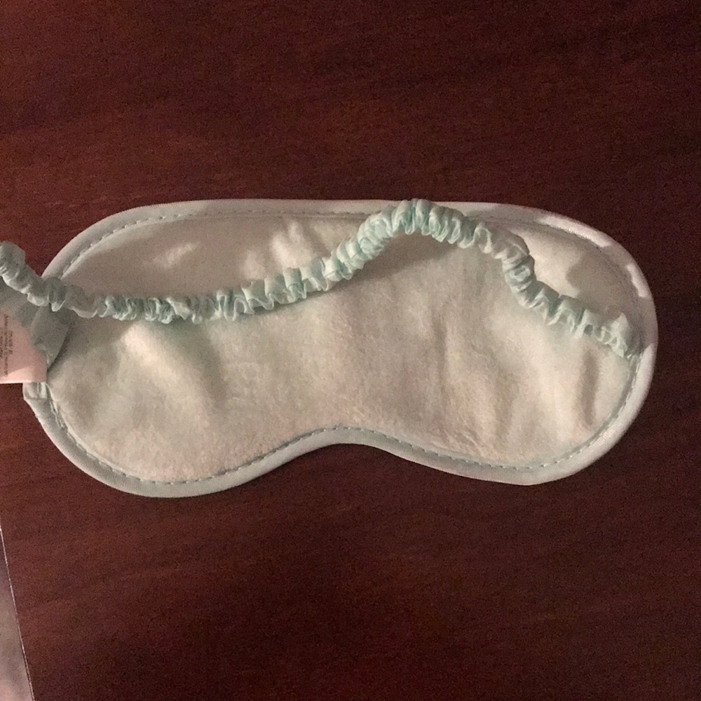 Plant Eye Mask 🌱 - Picture 2 of 2